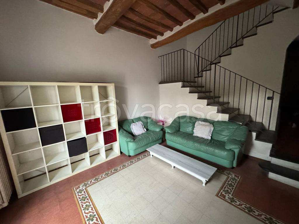 casa indipendente in vendita a Lucca in zona zona San Filippo
