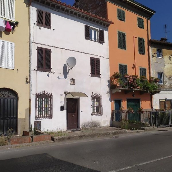 appartamento in vendita a Lucca