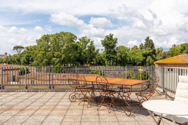 appartamento in vendita a Lucca in zona Pontetetto