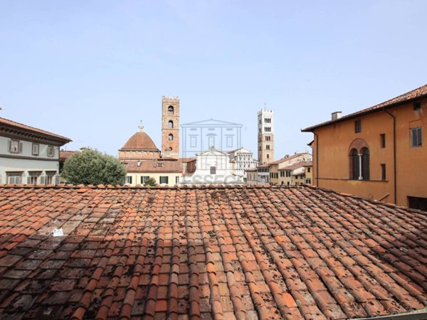 appartamento in vendita a Lucca in zona Centro Città