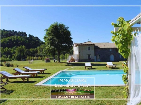 casa indipendente in vendita a Lucca in zona zona Arancio