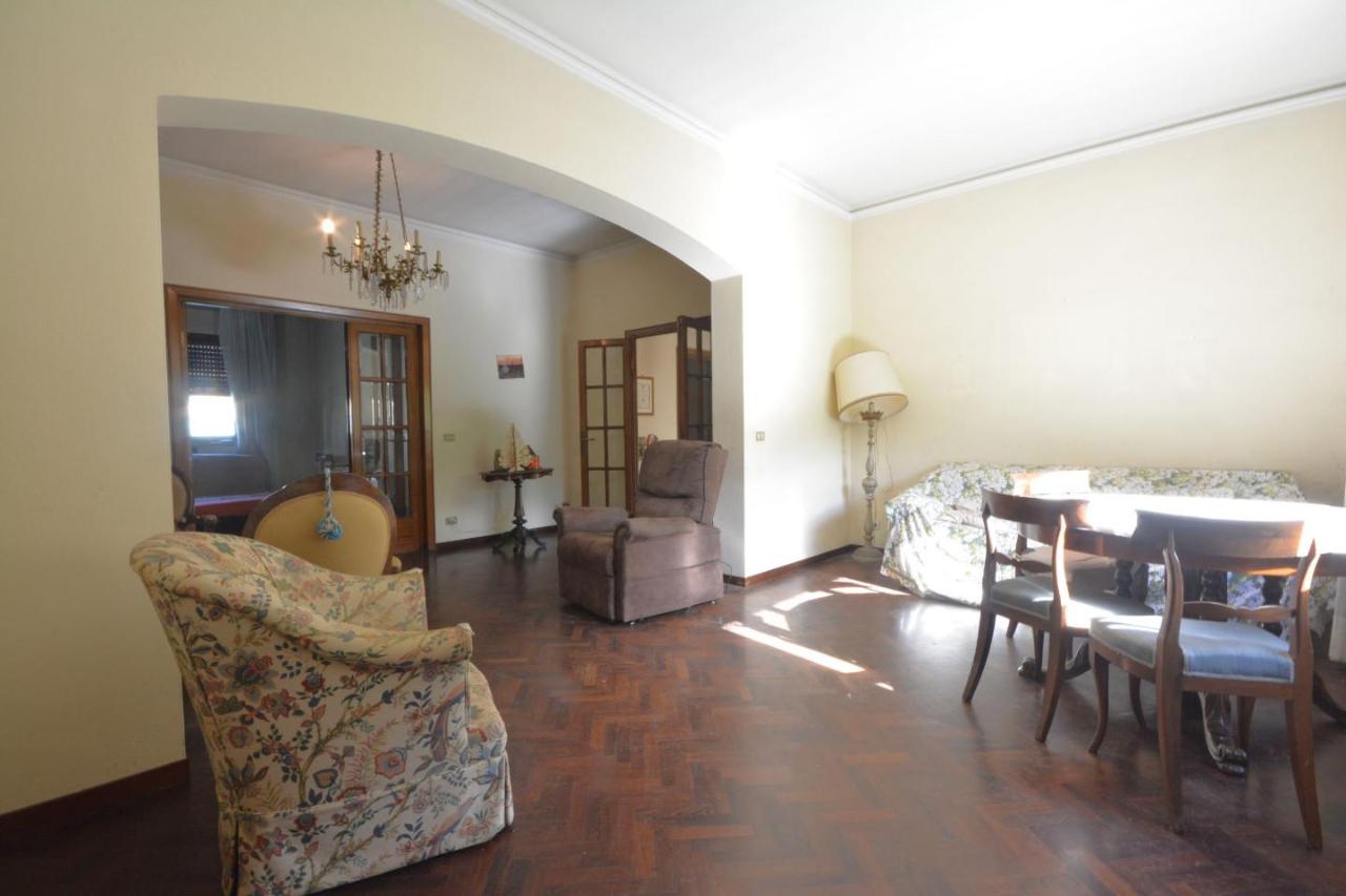 casa indipendente in vendita a Lucca in zona Centro Città