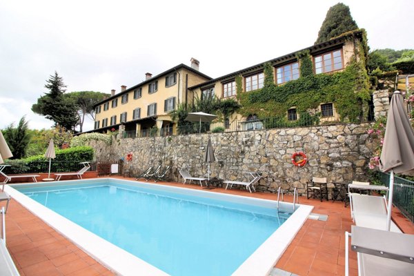 villa in vendita a Lucca in zona Monte San Quirico