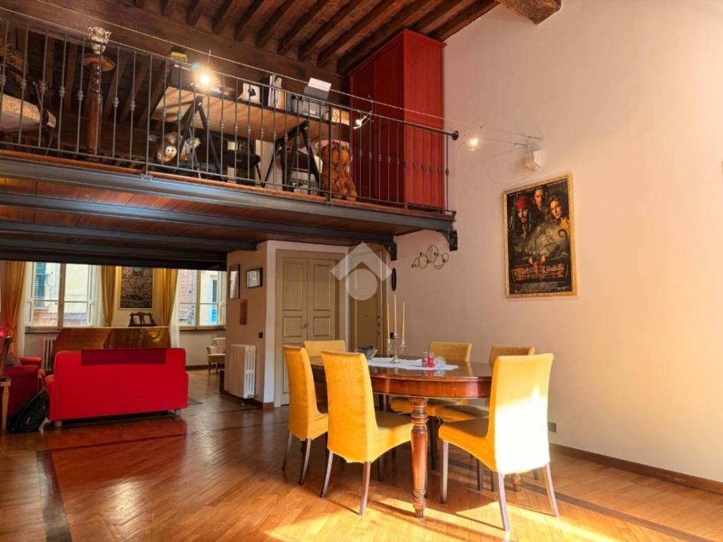 appartamento in vendita a Lucca in zona Centro Città
