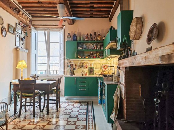 appartamento in vendita a Lucca in zona Centro Città