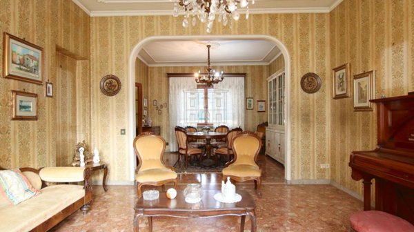 casa indipendente in vendita a Lucca in zona zona San Marco