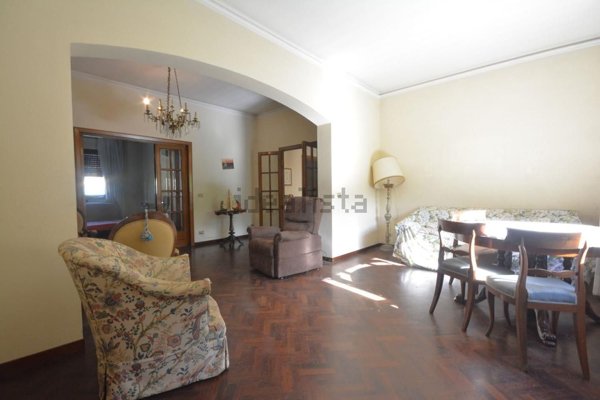 casa indipendente in vendita a Lucca in zona Centro Città