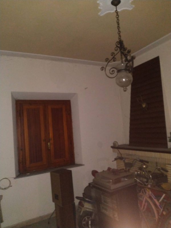 casa indipendente in vendita a Lucca in zona Picciorana