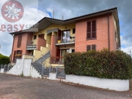 casa indipendente in vendita a Lucca in zona Sant'Angelo in Campo