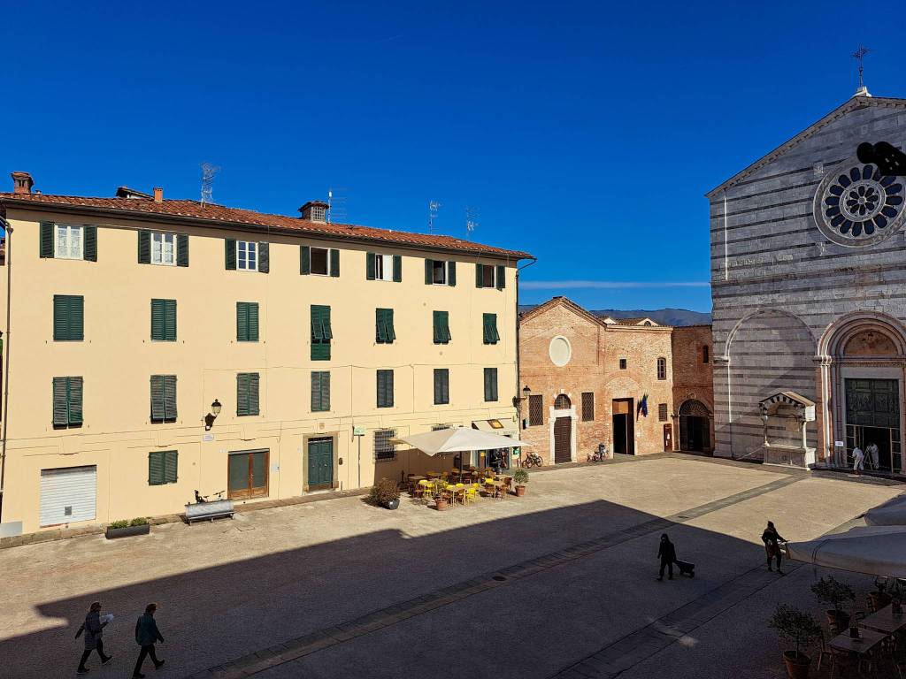 appartamento in vendita a Lucca in zona Centro Città