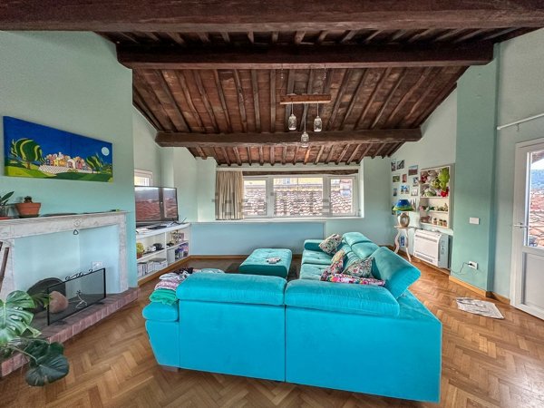 appartamento in vendita a Lucca in zona Centro Città