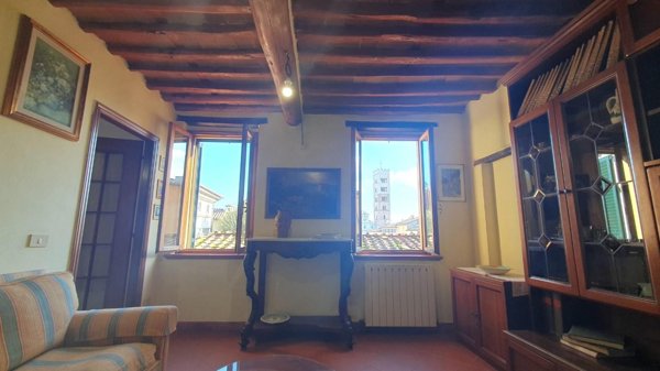 appartamento in vendita a Lucca in zona Centro Città
