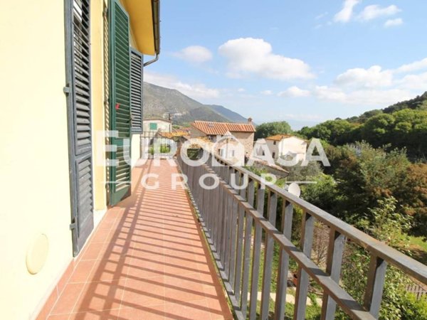 appartamento in vendita a Lucca in zona Santa Maria del Giudice