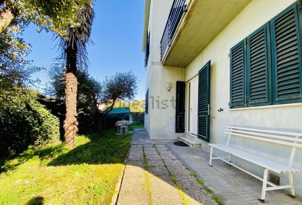 appartamento in vendita a Lucca in zona San Pietro a Vico