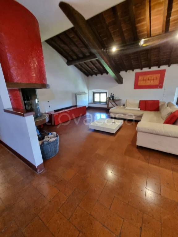 appartamento in vendita a Lucca in zona zona Sorbano