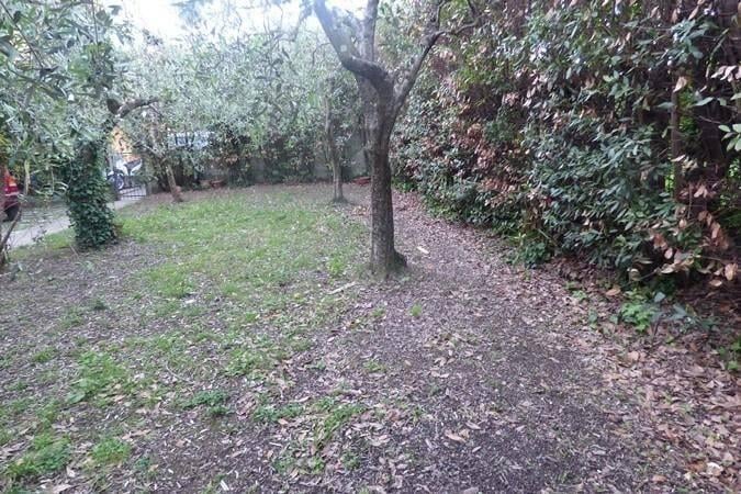 casa indipendente in vendita a Lucca in zona San Quirico di Moriano