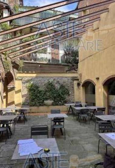 negozio in vendita a Lucca in zona Centro Città