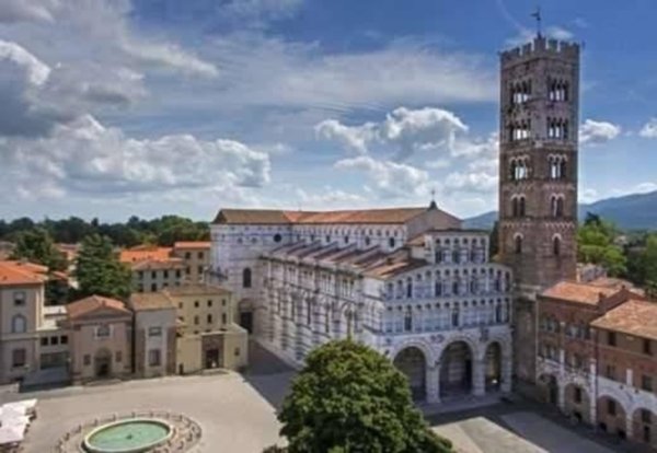 appartamento in vendita a Lucca in zona Centro Città
