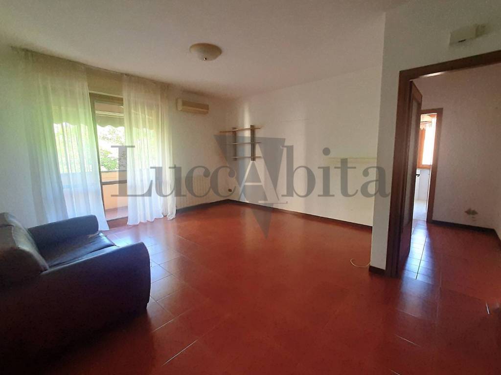 appartamento in vendita a Lucca in zona Zona San Concordio