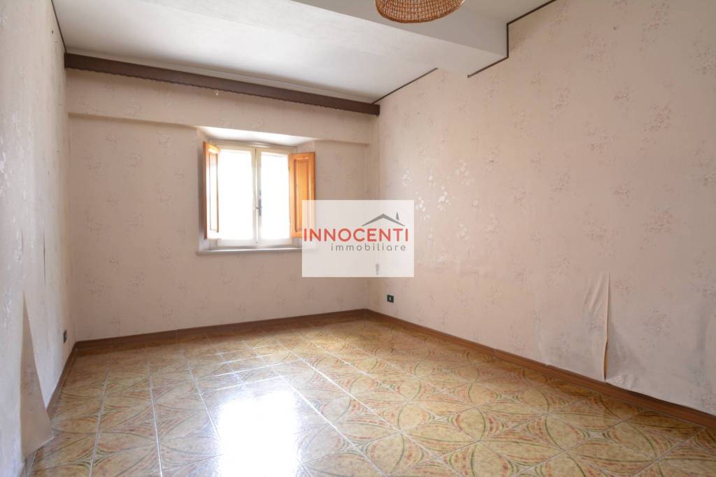 casa indipendente in vendita a Lucca in zona San Lorenzo a Vaccoli