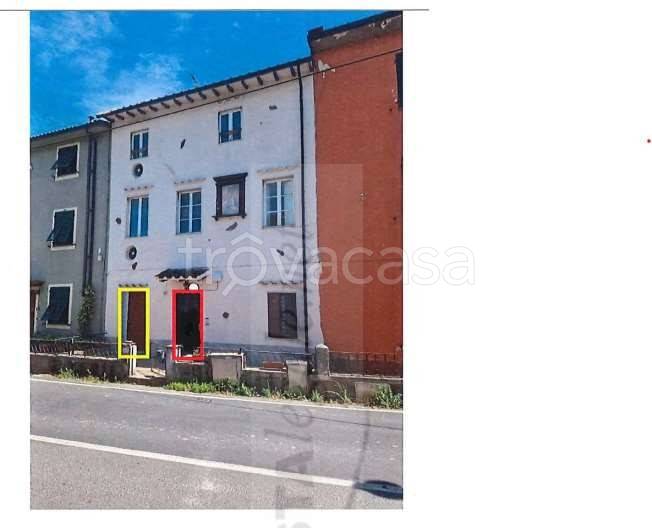 appartamento in vendita a Lucca in zona Montuolo