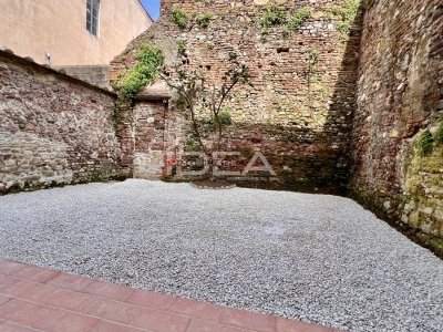 appartamento in vendita a Lucca in zona zona San Vito