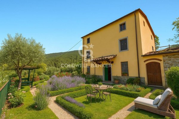 casa indipendente in vendita a Lucca in zona Santa Maria del Giudice