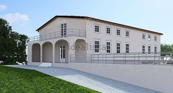 casa indipendente in vendita a Lucca