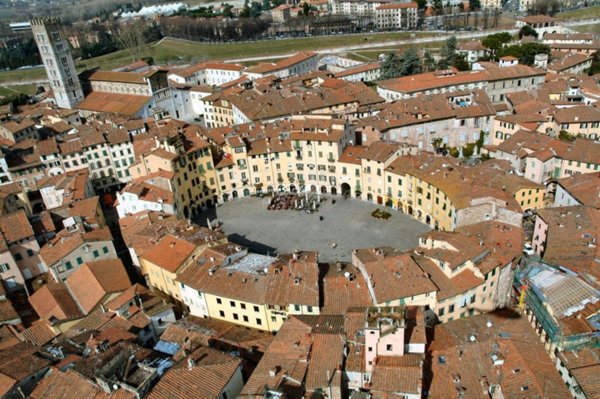appartamento in vendita a Lucca in zona Sant'Anna