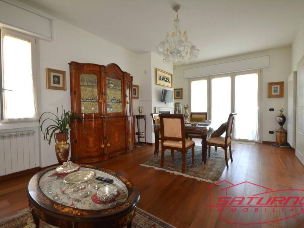 casa indipendente in vendita a Lucca in zona Sant'Angelo in Campo