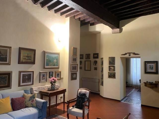 appartamento in vendita a Lucca in zona Centro Città