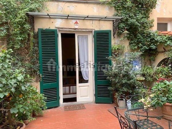 appartamento in vendita a Lucca in zona Centro Città