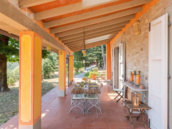 casa indipendente in vendita a Lucca in zona Aquilea