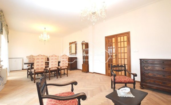 appartamento in vendita a Lucca in zona Centro Città