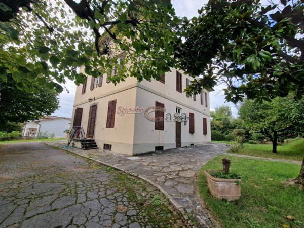 casa indipendente in vendita a Lucca in zona Pieve Santo Stefano