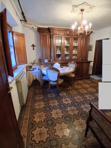 casa indipendente in vendita a Lucca in zona Centro Città