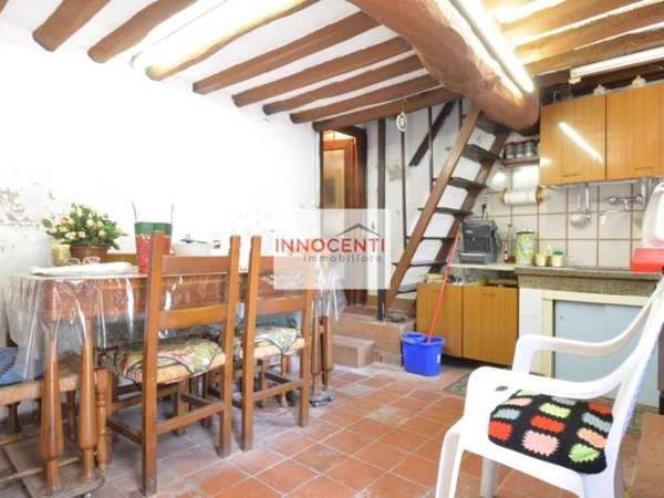 casa indipendente in vendita a Lucca in zona Sant'Alessio