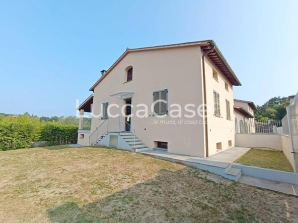 casa indipendente in vendita a Lucca in zona Monte San Quirico