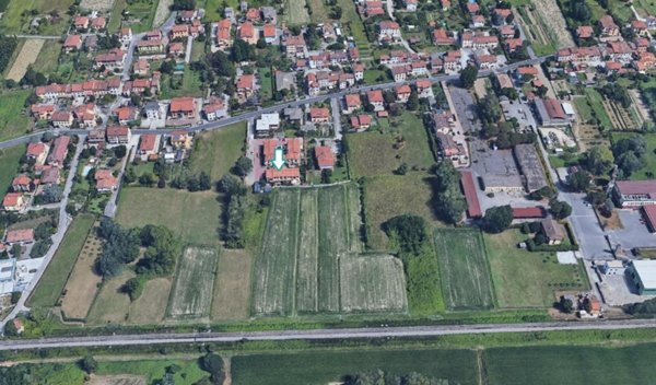 terreno industriale in vendita a Lucca in zona zona Sorbano