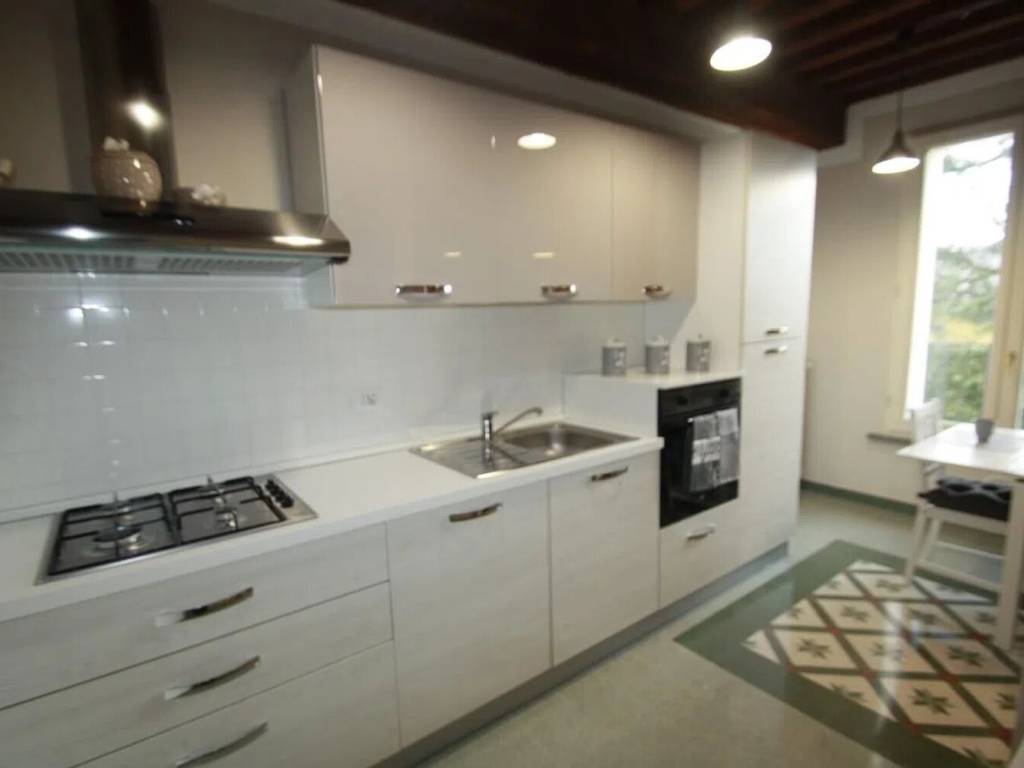 appartamento in vendita a Lucca in zona zona Antraccoli