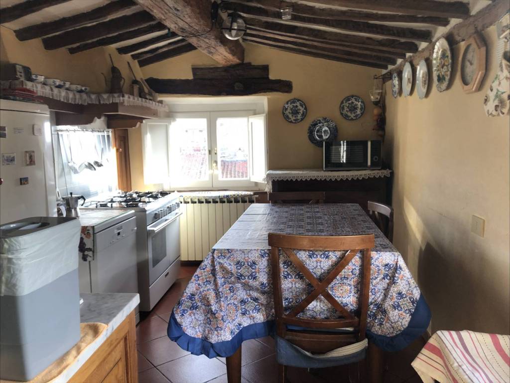 appartamento in vendita a Lucca in zona Centro Città