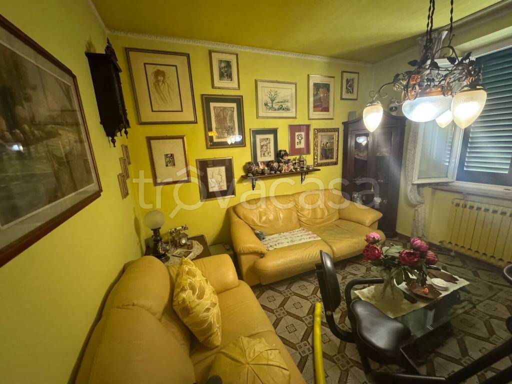 appartamento in vendita a Lucca in zona zona Arancio