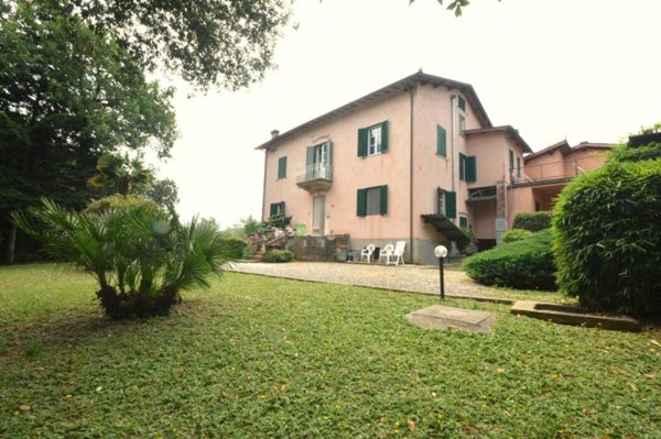 casa indipendente in vendita a Lucca in zona Maggiano