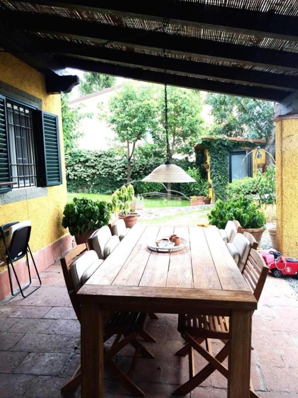 casa indipendente in vendita a Lucca in zona San Quirico di Moriano
