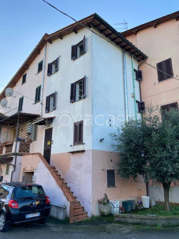 casa indipendente in vendita a Lucca in zona Sant'Angelo in Campo