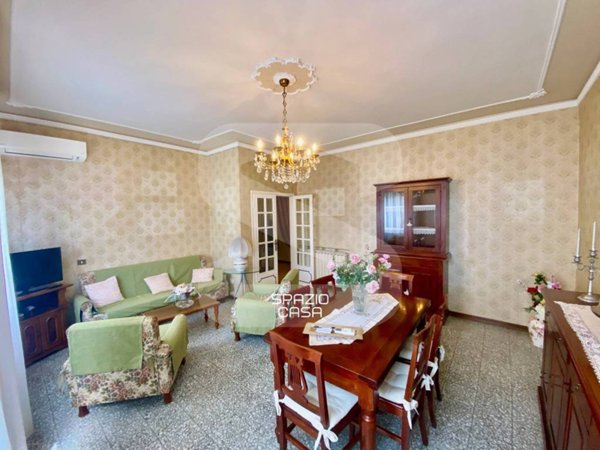 casa indipendente in vendita a Lucca in zona Ponte a Moriano