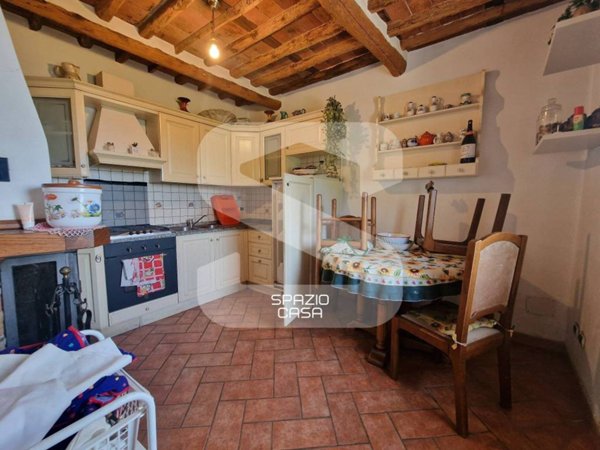 casa indipendente in vendita a Lucca in zona Ponte a Moriano
