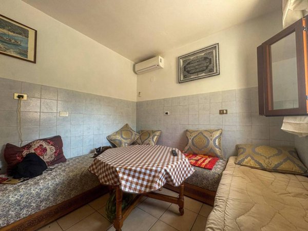 casa indipendente in vendita a Lucca in zona Nave