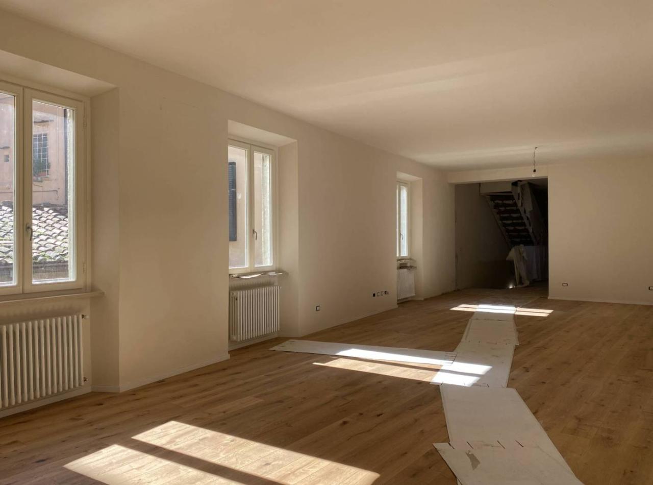 appartamento in vendita a Lucca in zona Centro Città