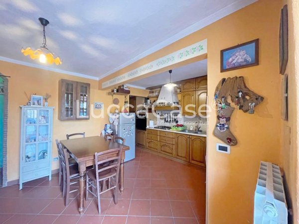 casa indipendente in vendita a Lucca in zona San Donato